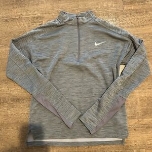 Nike Women's Gray Long Sleeve Quarter Zip